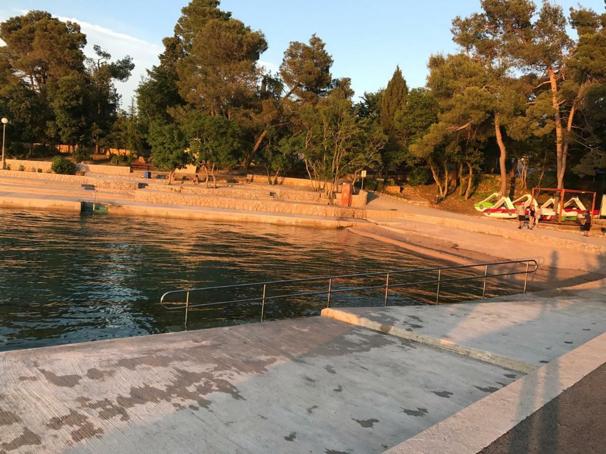 Apartment Aquamarin, Blizu Mora S Pogledom Na More, Za Do 6 Osoba Malinska Zewnętrze zdjęcie