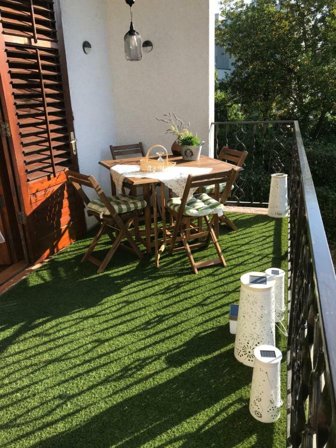 Apartment Aquamarin, Blizu Mora S Pogledom Na More, Za Do 6 Osoba Malinska Zewnętrze zdjęcie